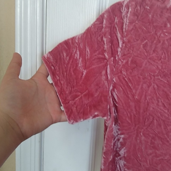 Pink Velvet Top - Picture 2 of 4